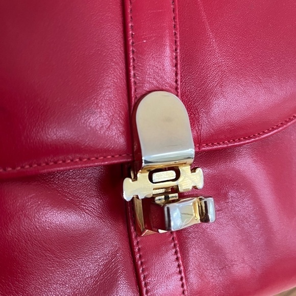 VINTAGE Red Envelope Style Shoulder Bag Clutch Bag Day to Night Business Office - Picture 9 of 16